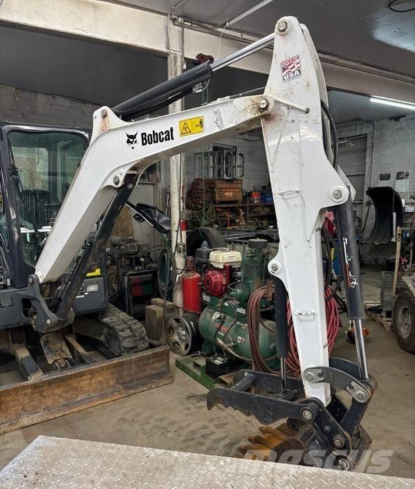 Bobcat E35I Верижен екскаватор