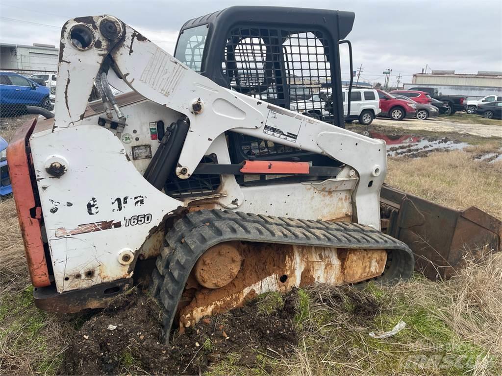 Bobcat T650 Верижен товарач