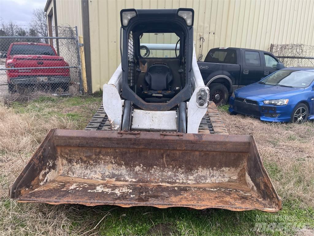 Bobcat T650 Верижен товарач