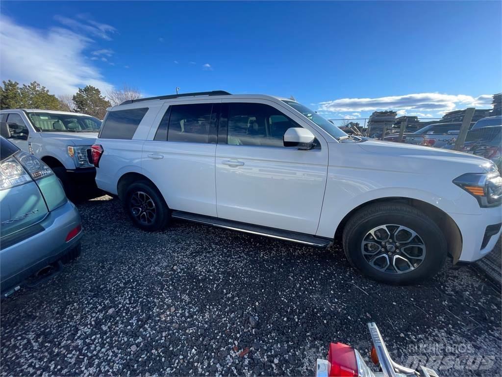 Ford Expedition Други