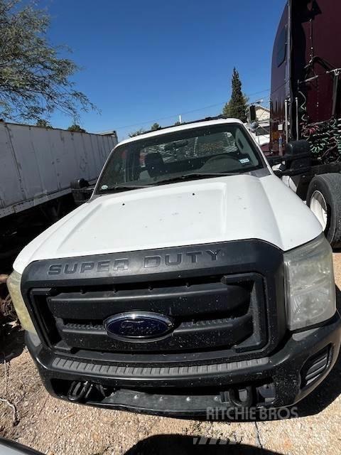 Ford F250 Автомобили за пътна помощ