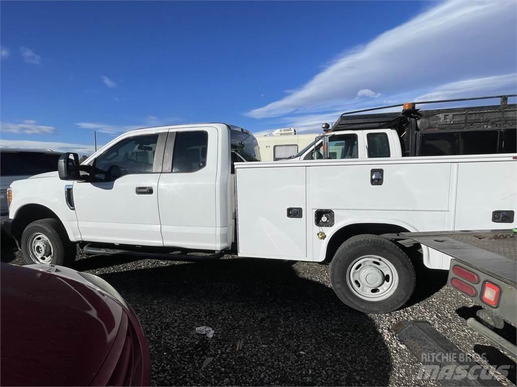 Ford F250 Автомобили за пътна помощ