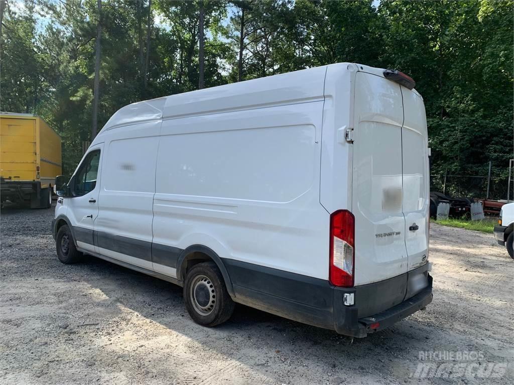 Ford Transit 350 Фургони
