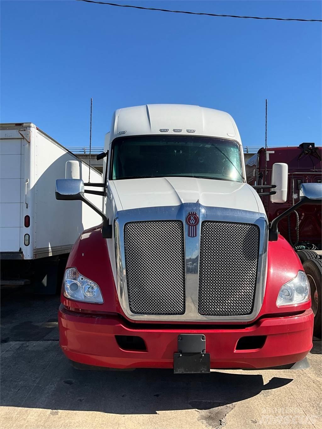 Kenworth T680 Влекачи