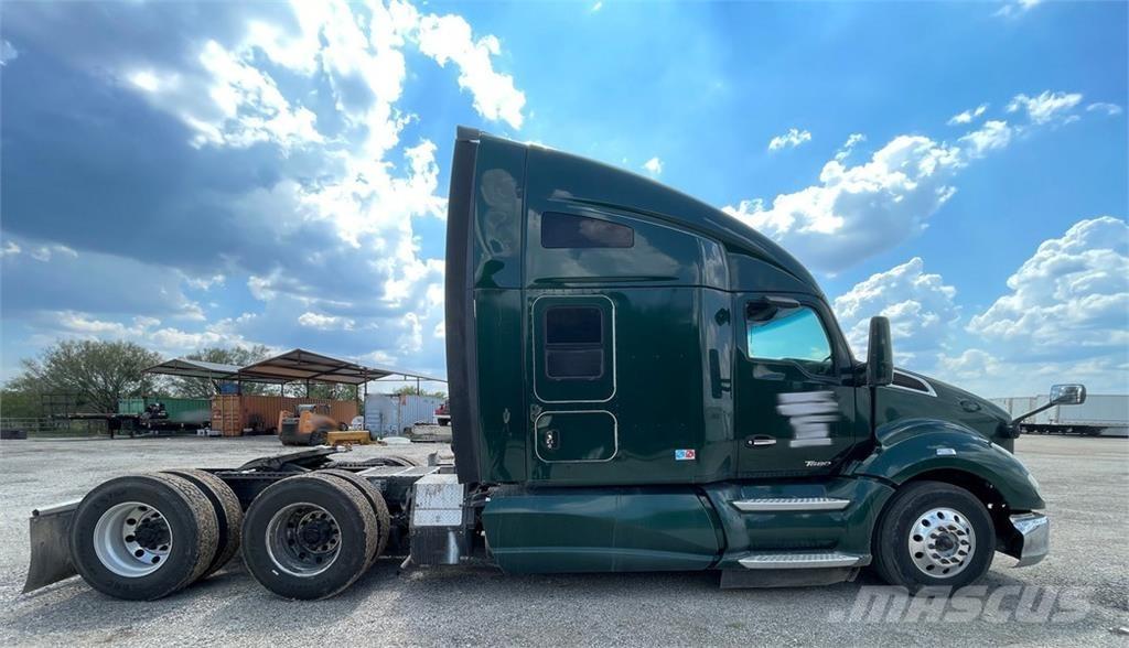 Kenworth T680 Влекачи