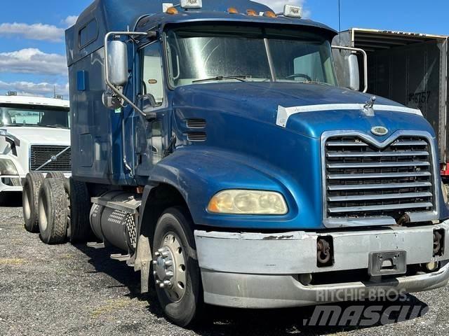 Mack CXN613 Влекачи