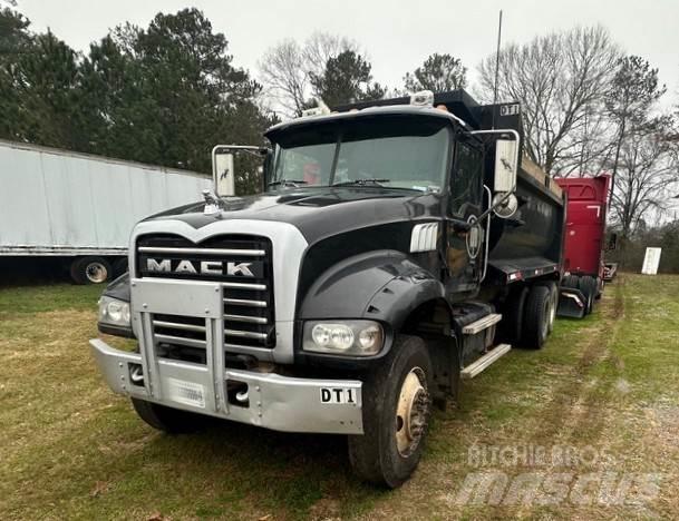 Mack GU713 Самосвал