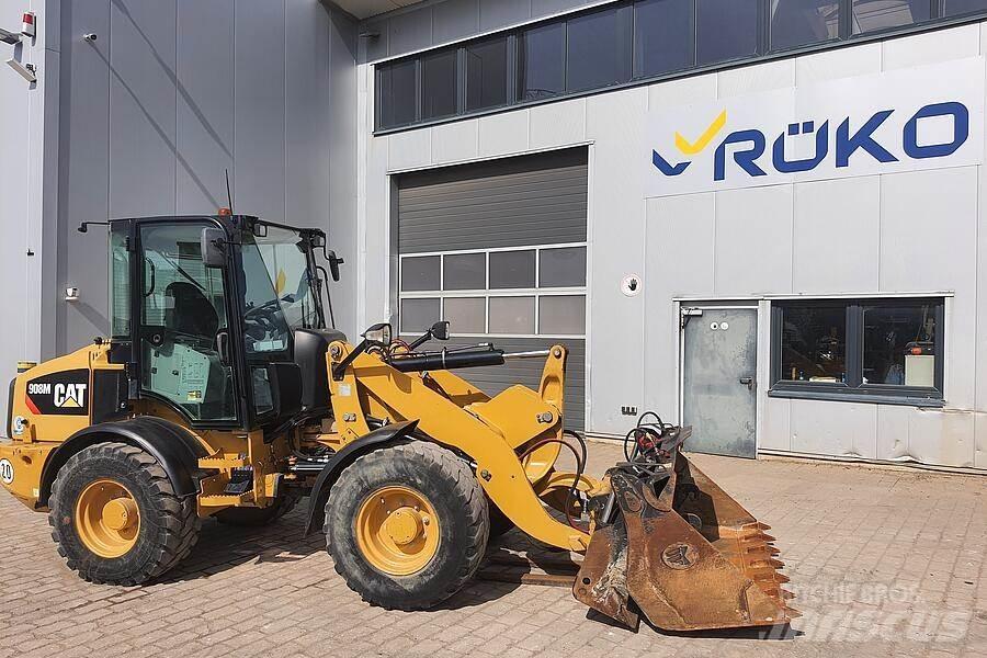 CAT 908 M Колесни товарачи
