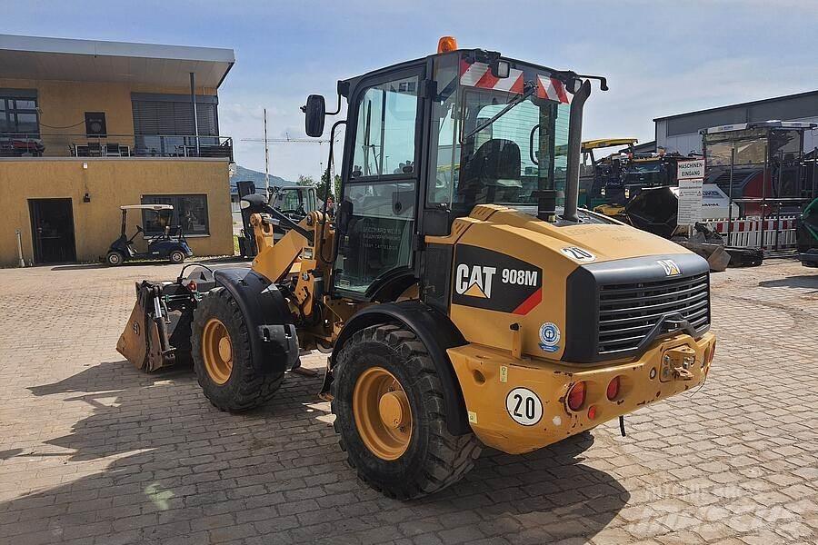 CAT 908 M Колесни товарачи