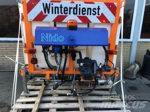 Nido CSP1000 VCL Разстилачки на пясък и сол