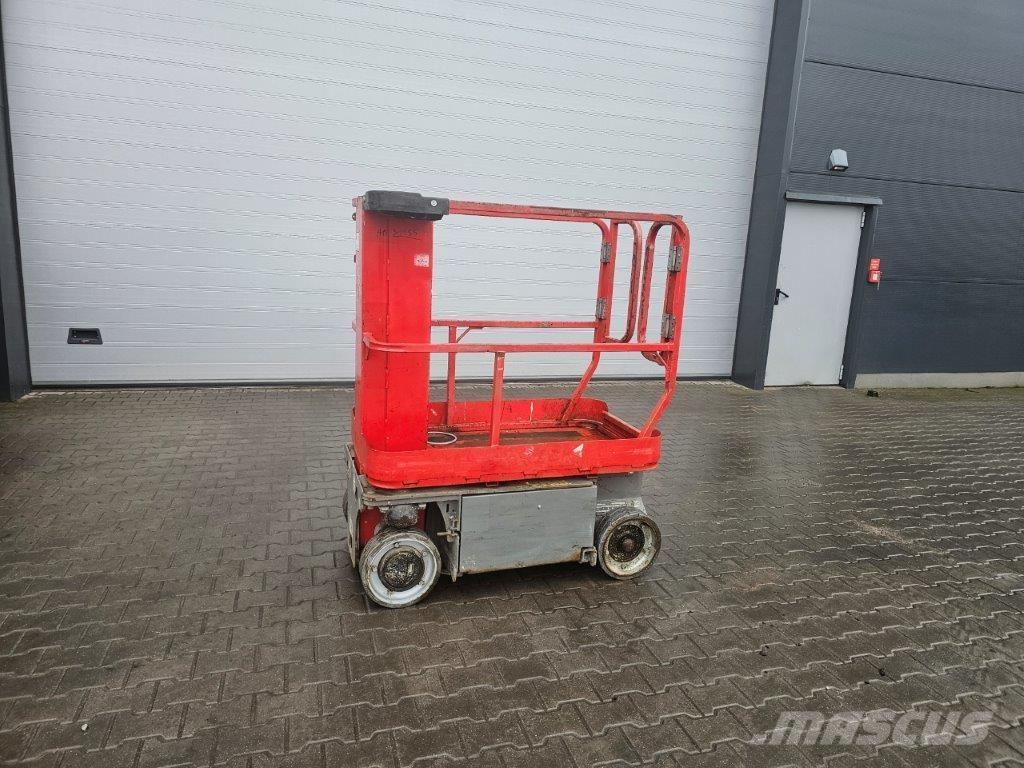 JLG 1230ES Вертикални мачтови повдигачи
