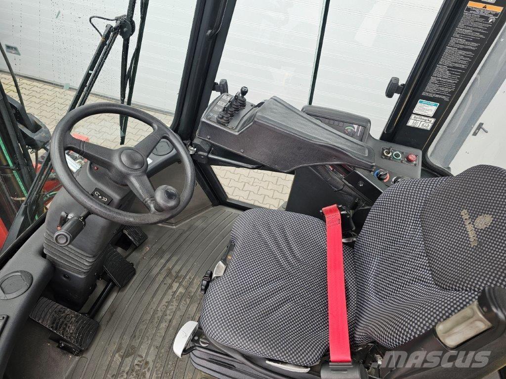 Yale GDP160EC Дизелови камиони