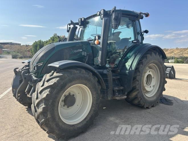 Valtra N154 E Трактори