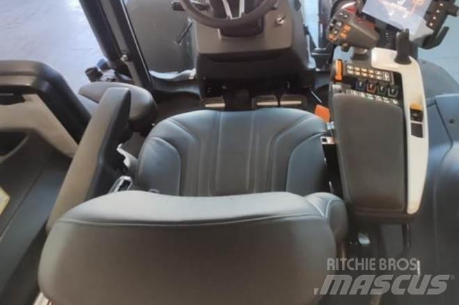 Valtra Q305 Трактори