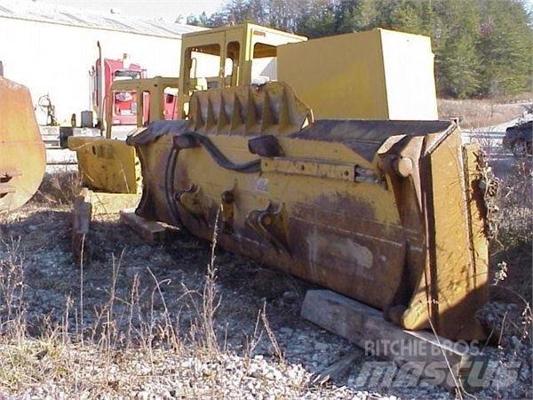 CAT 1083973 Остриета