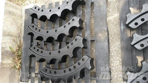 CAT 1366968 Релси, вериги и ходова част
