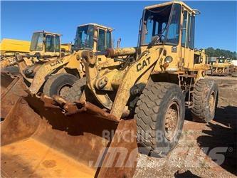 CAT 926E Колесни товарачи