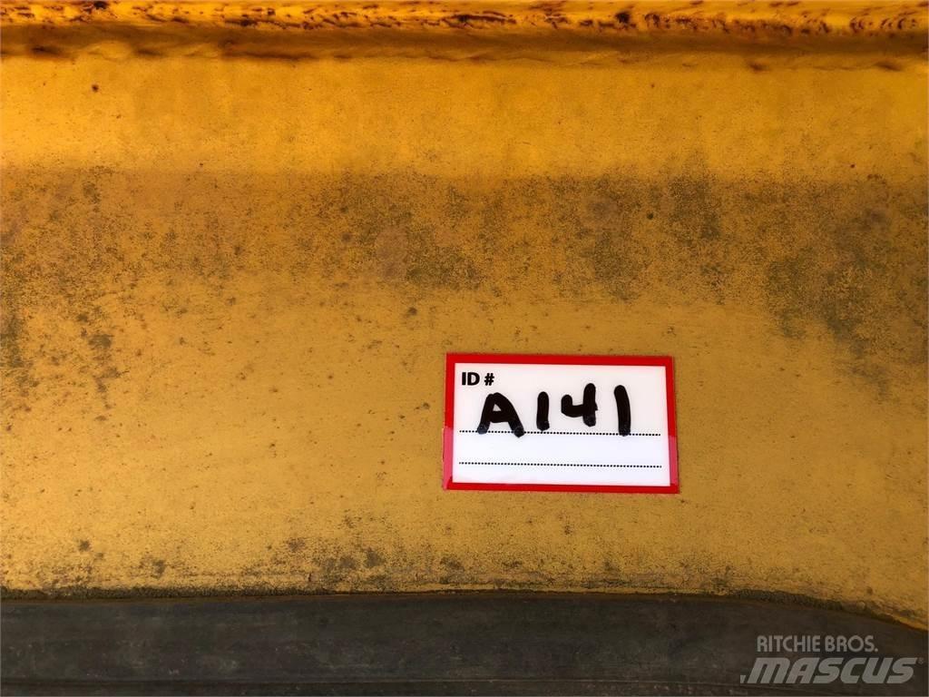 CAT 980C Кабина