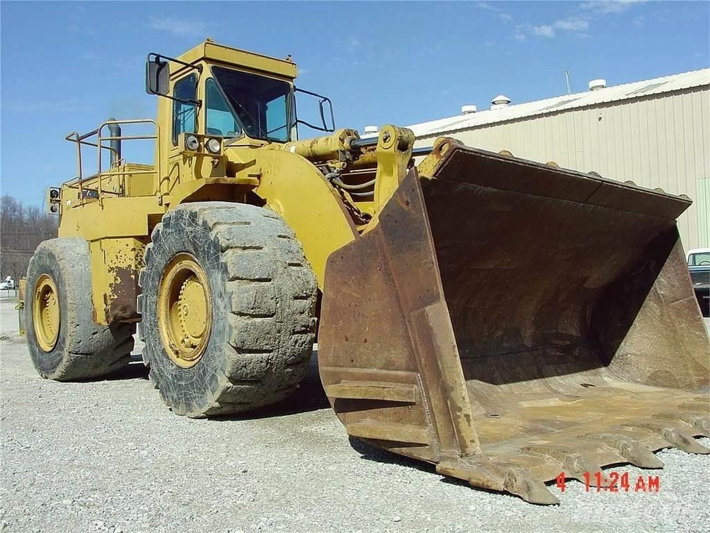 CAT 988B Колесни товарачи