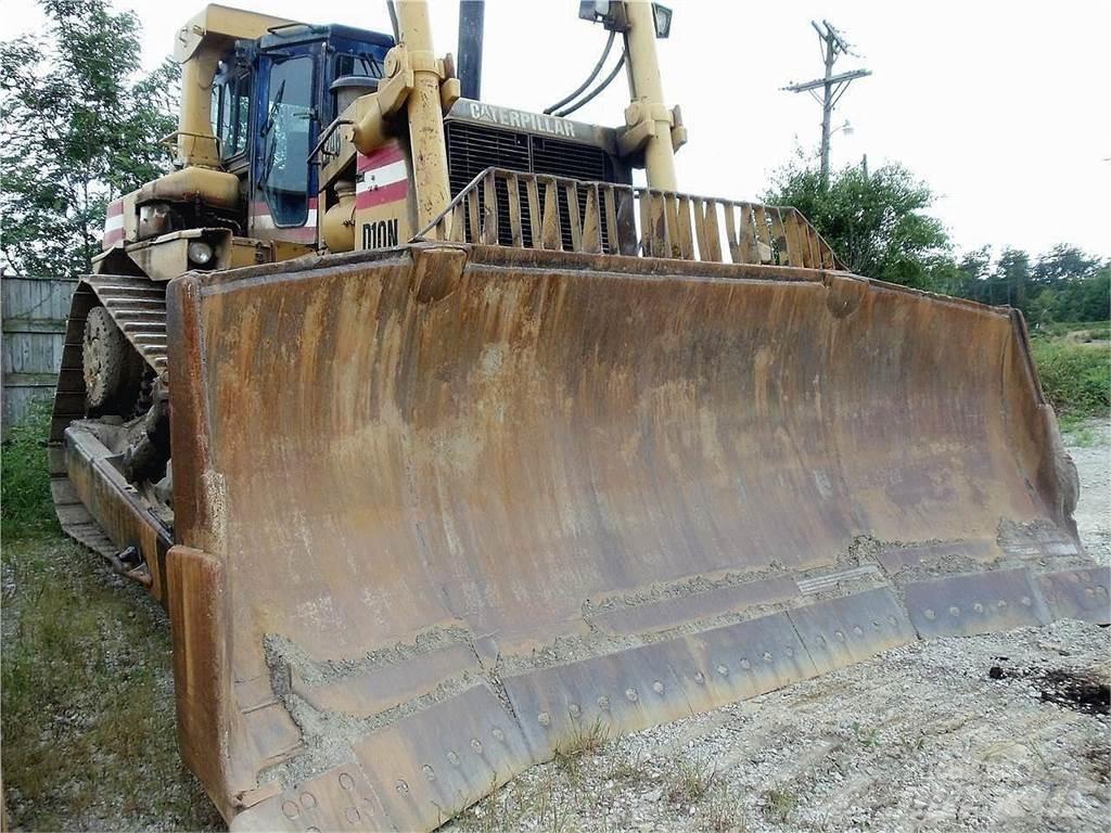CAT D10N Верижни булдозери
