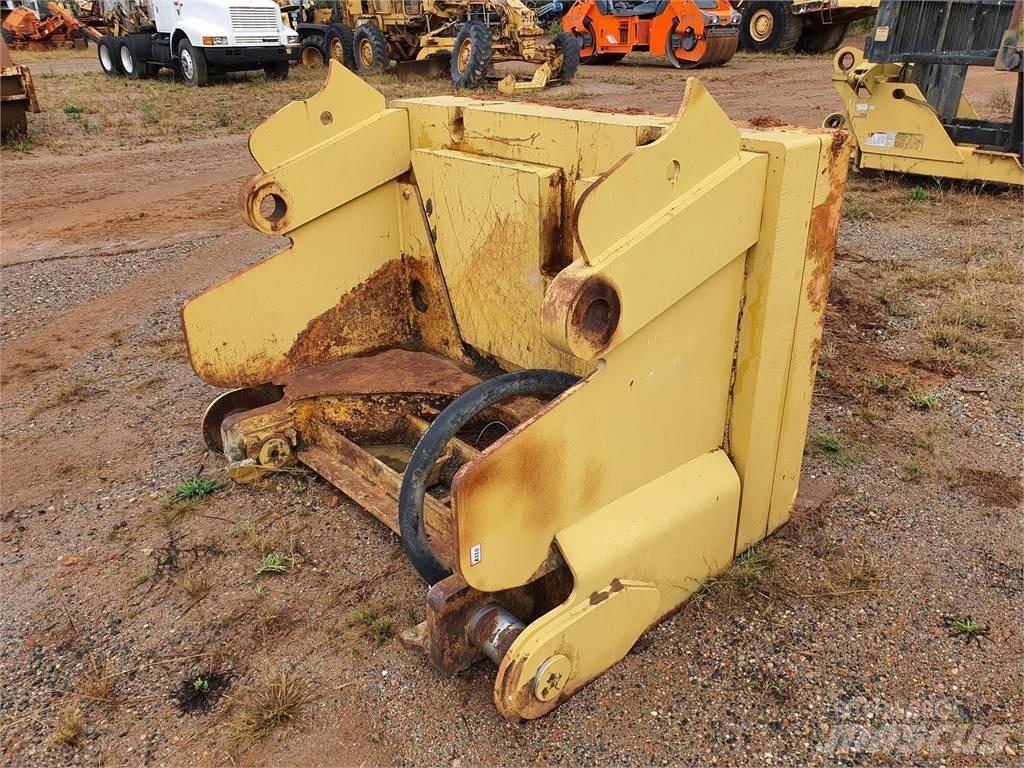 CAT D11 Други компоненти