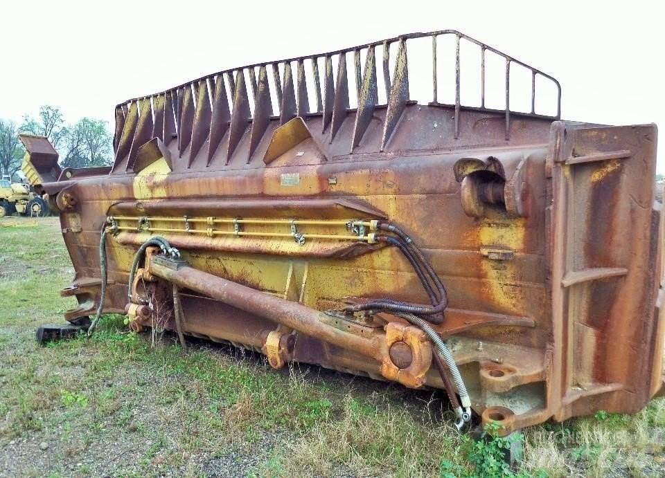 CAT D11 Остриета