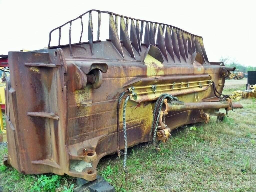 CAT D11 Остриета
