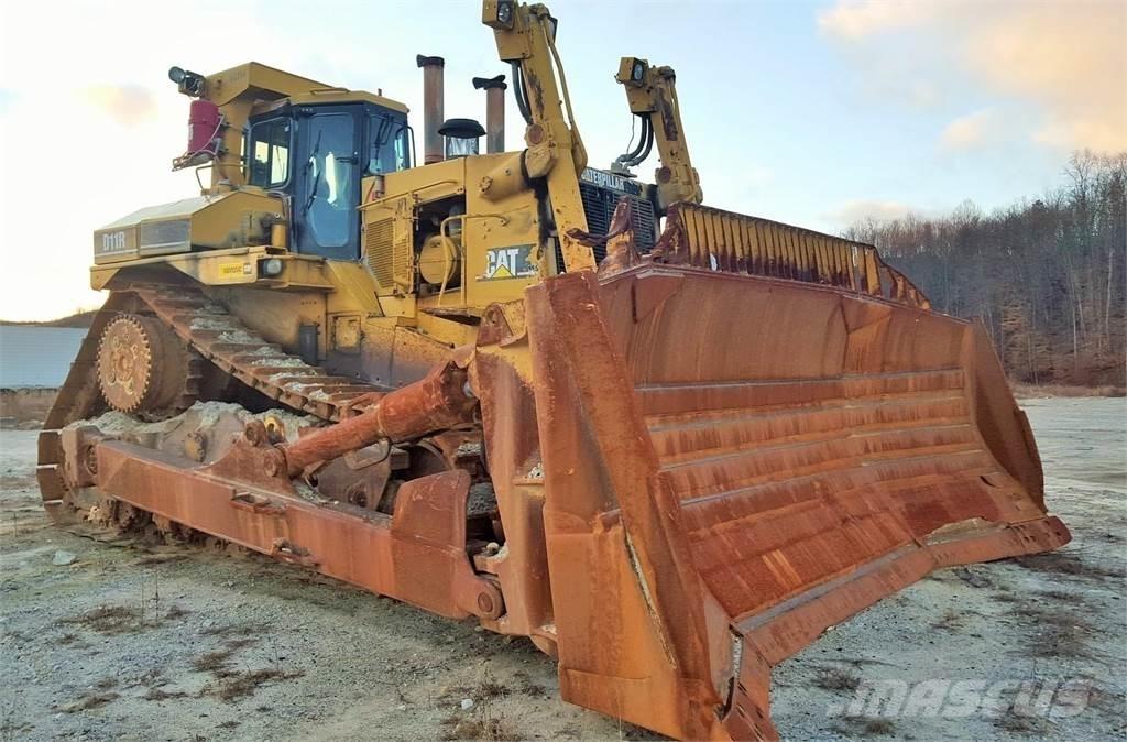 CAT D11R Верижни булдозери
