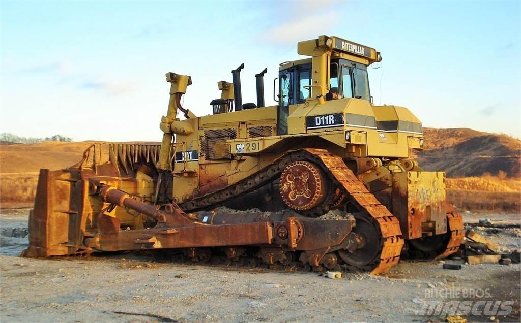 CAT D11R Верижни булдозери
