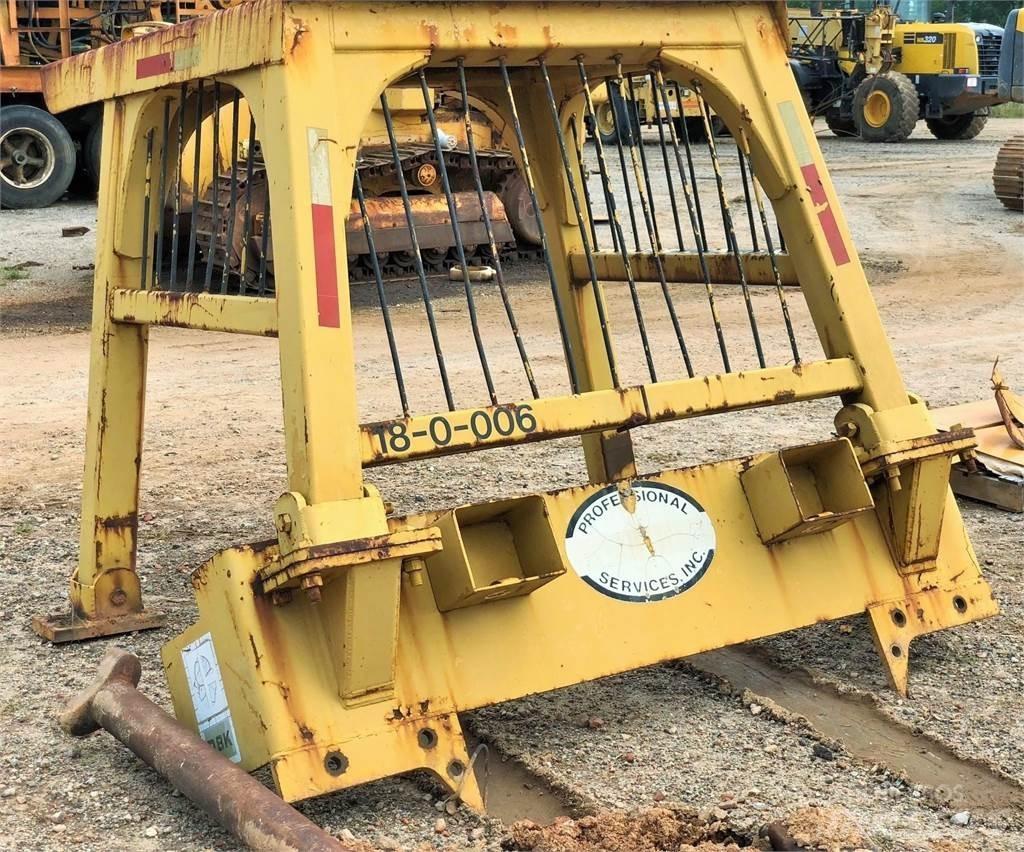 CAT D8K Кабина