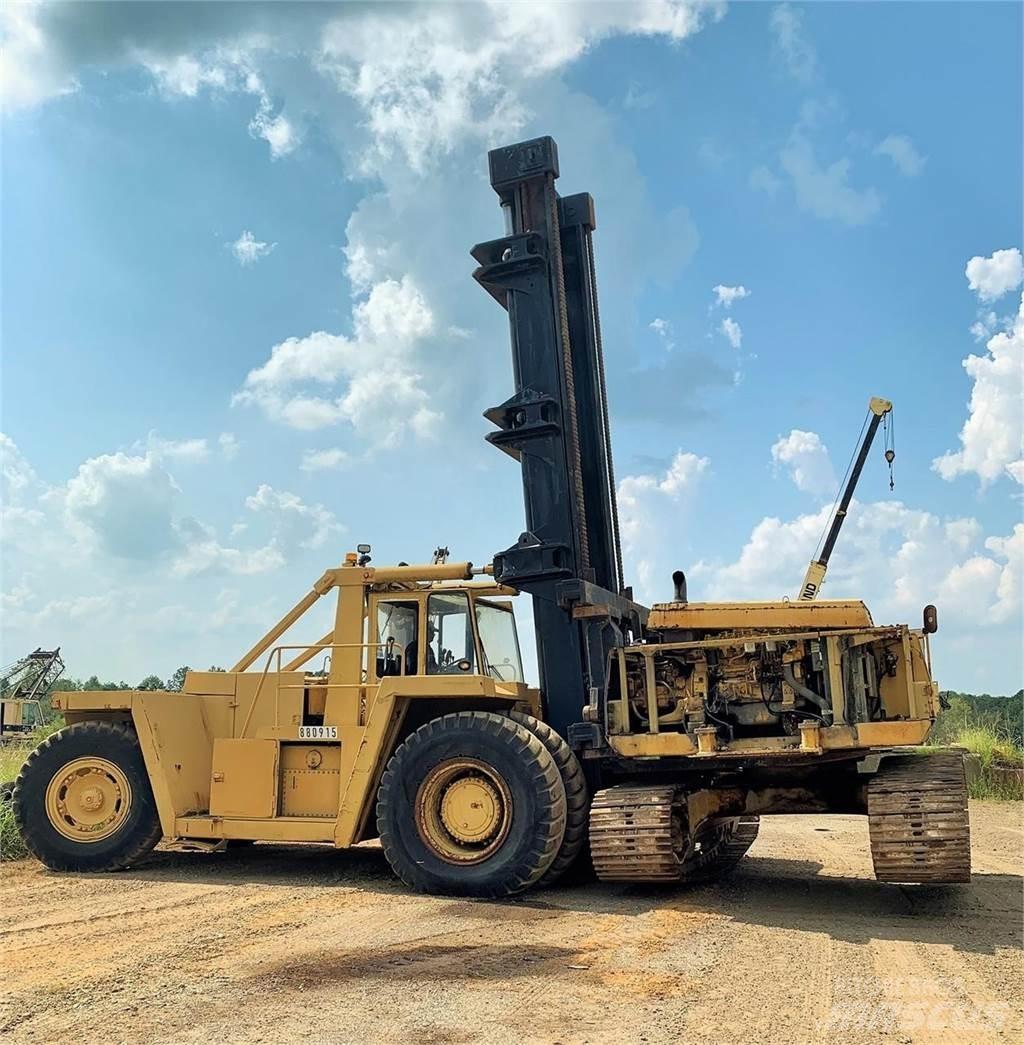 CAT V900 Дизелови камиони