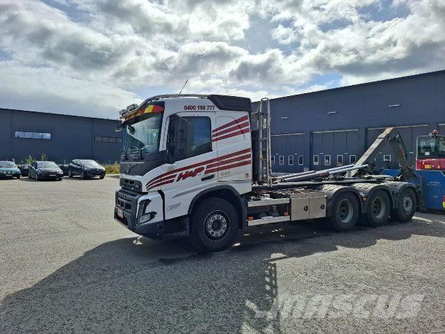 Volvo FMX 8X4*4 Самосвал