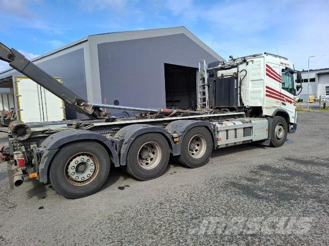 Volvo FMX 8X4*4 Самосвал