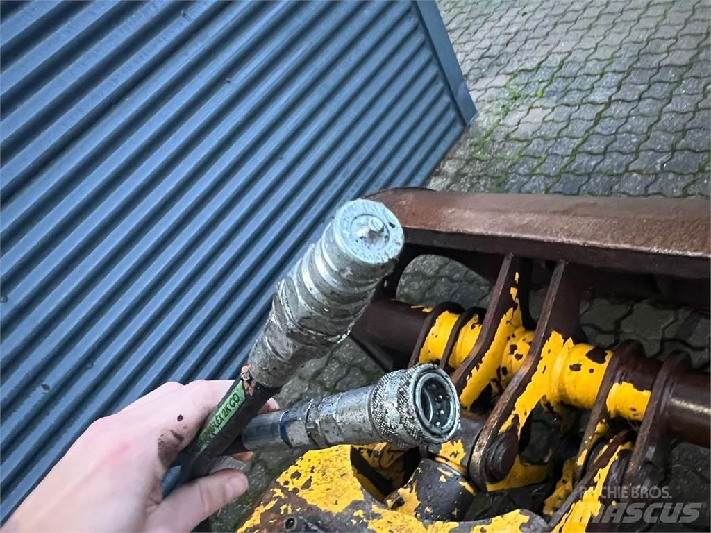 BSV 700 ltr grab Транспорт - Други