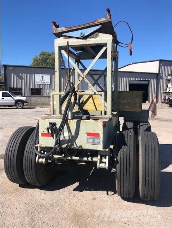  Unknown Части и оборудване за кранове
