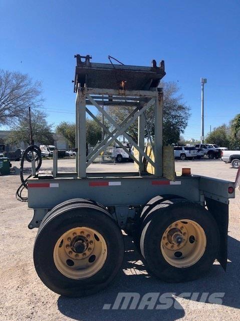  Unknown Части и оборудване за кранове
