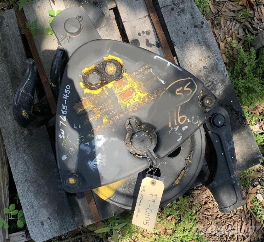  Unknown Части и оборудване за кранове
