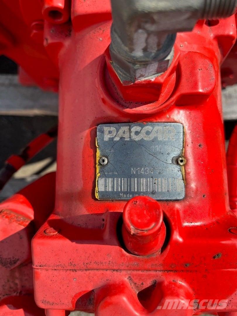  Unknown Части и оборудване за кранове
