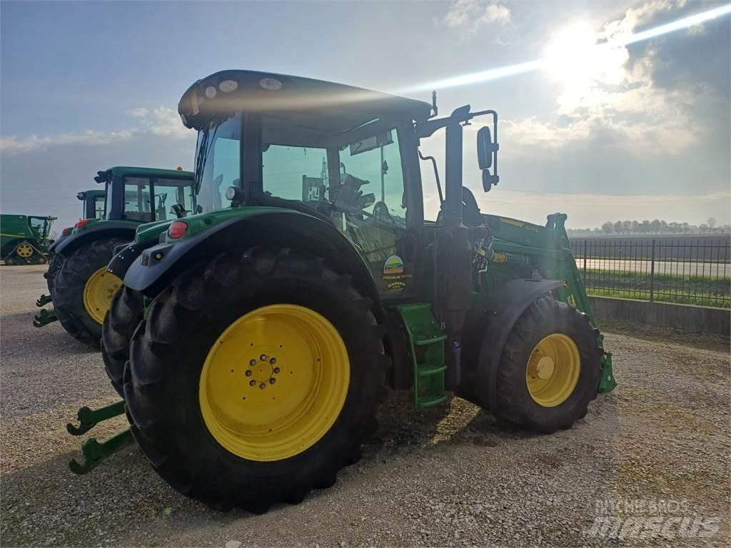 John Deere 6110 R Трактори
