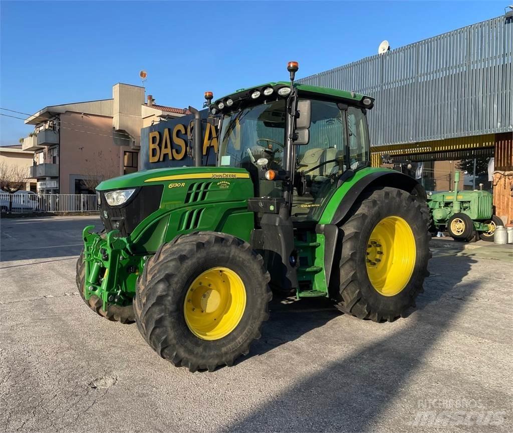 John Deere 6130 R Трактори