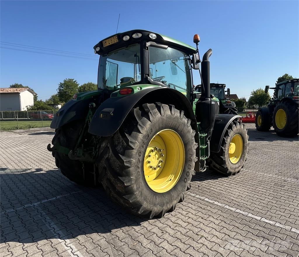 John Deere 6175 R Трактори