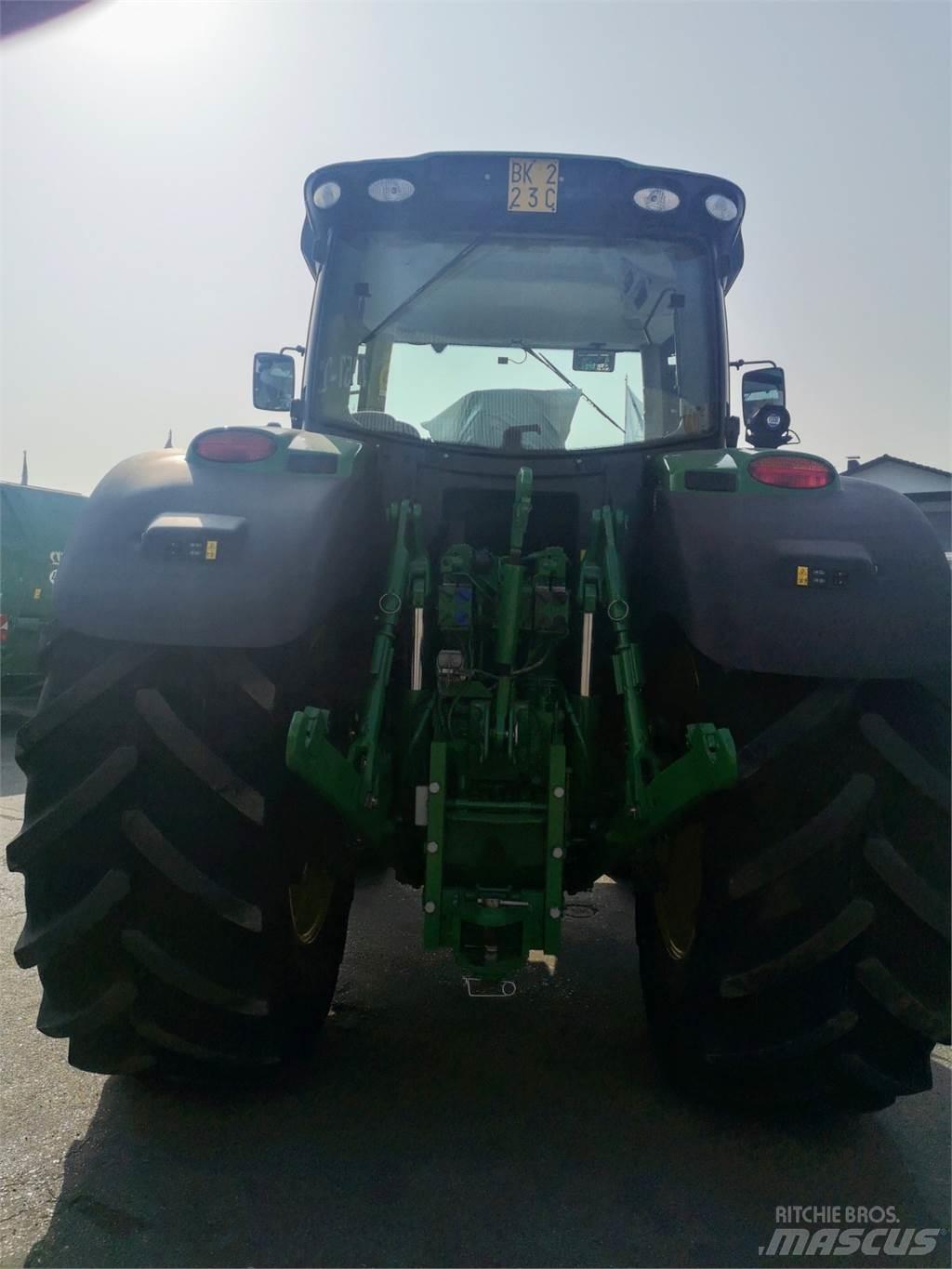 John Deere 6190 R Трактори
