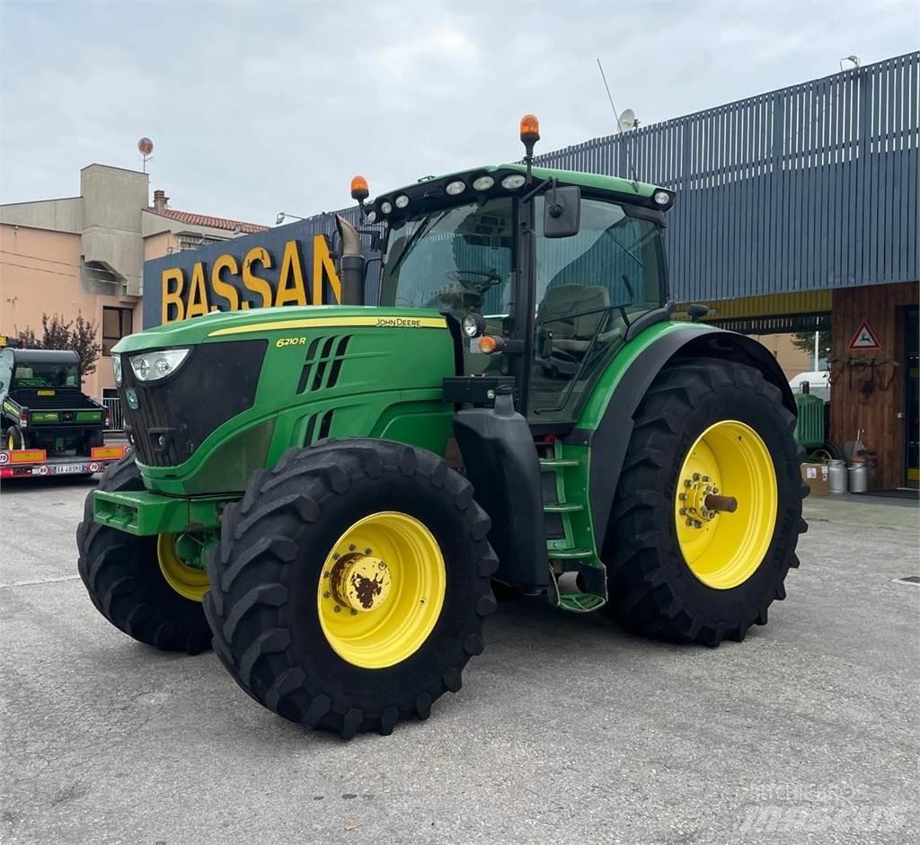 John Deere 6210 R Трактори