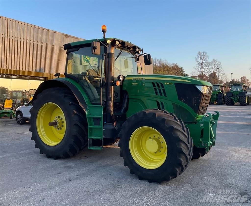 John Deere 6210 R Трактори