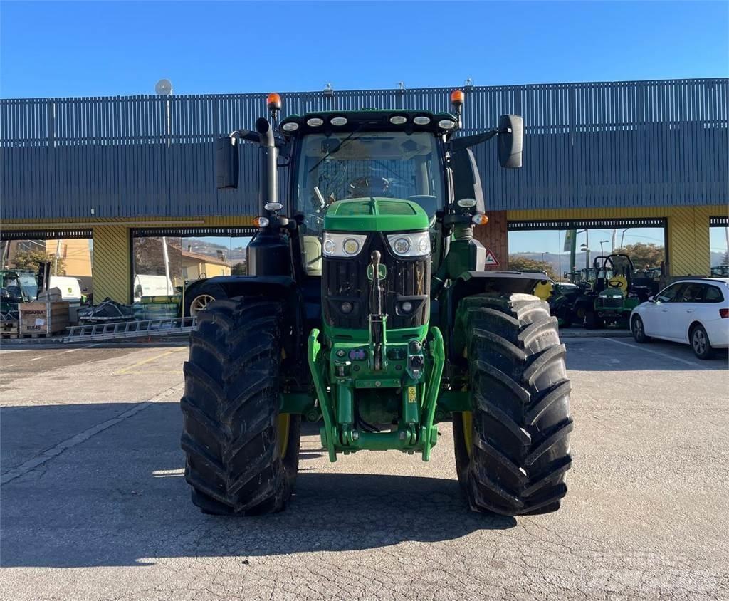John Deere 6250 R Трактори