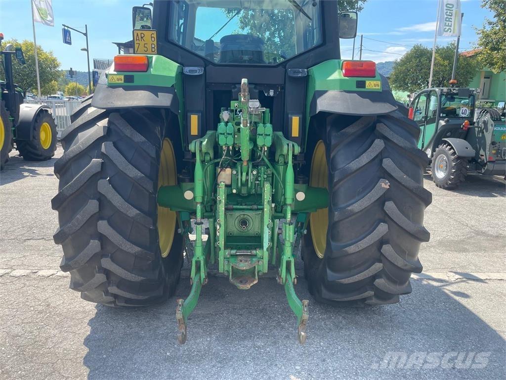 John Deere 6810 Трактори