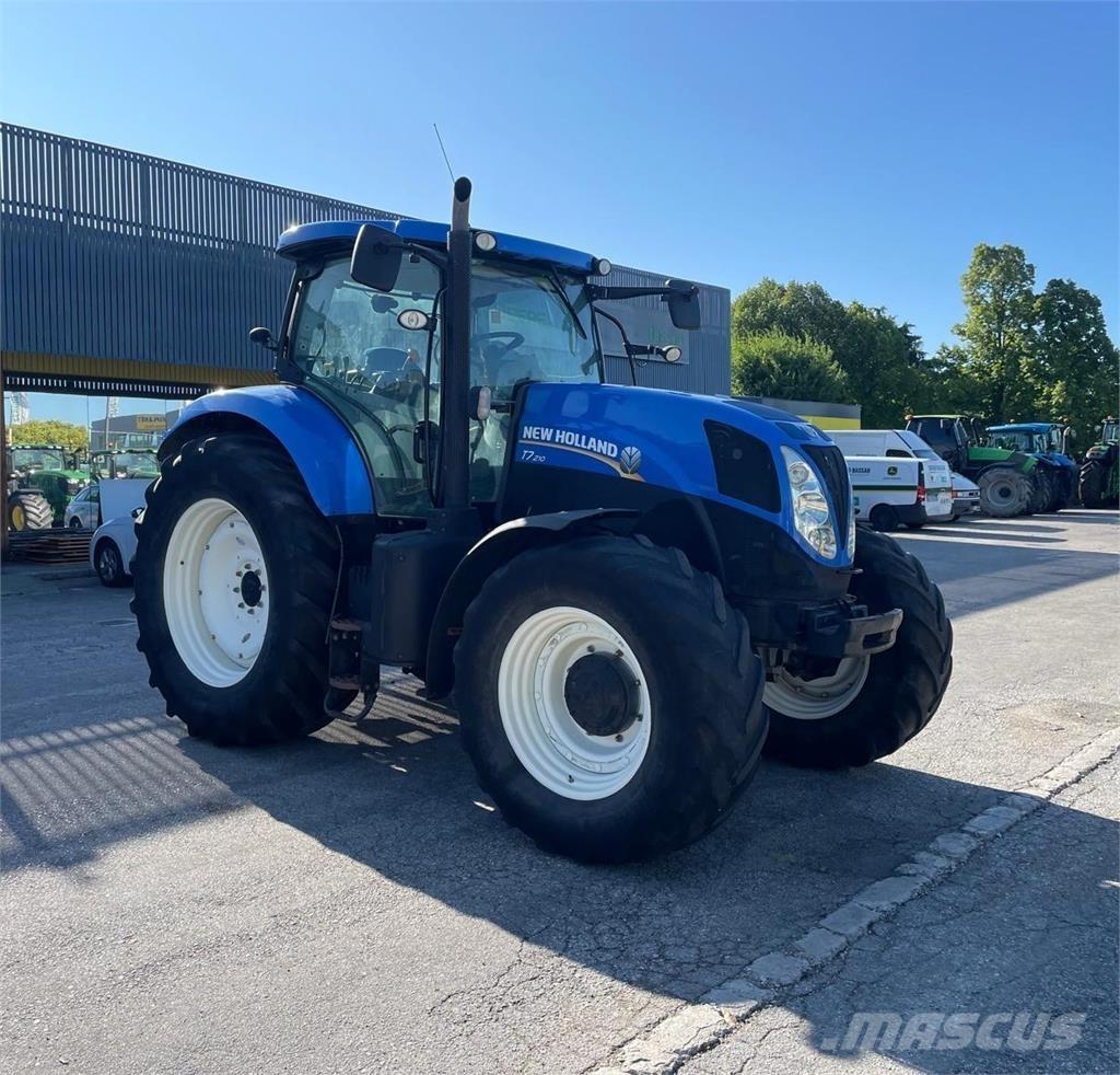 New Holland T7 210 Трактори