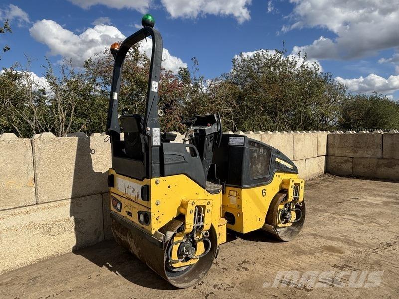Bomag BW 120 AD-4 Двойни барабанни ролки
