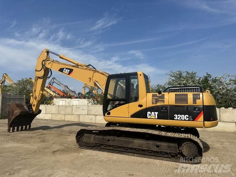 CAT 320 Верижен екскаватор