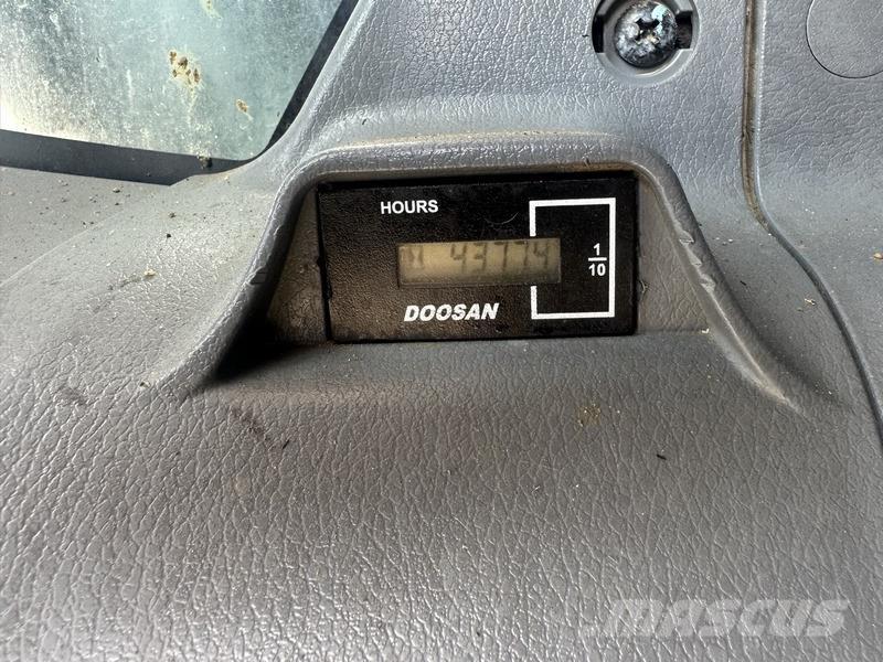 Doosan DX530LC-7 Верижен екскаватор